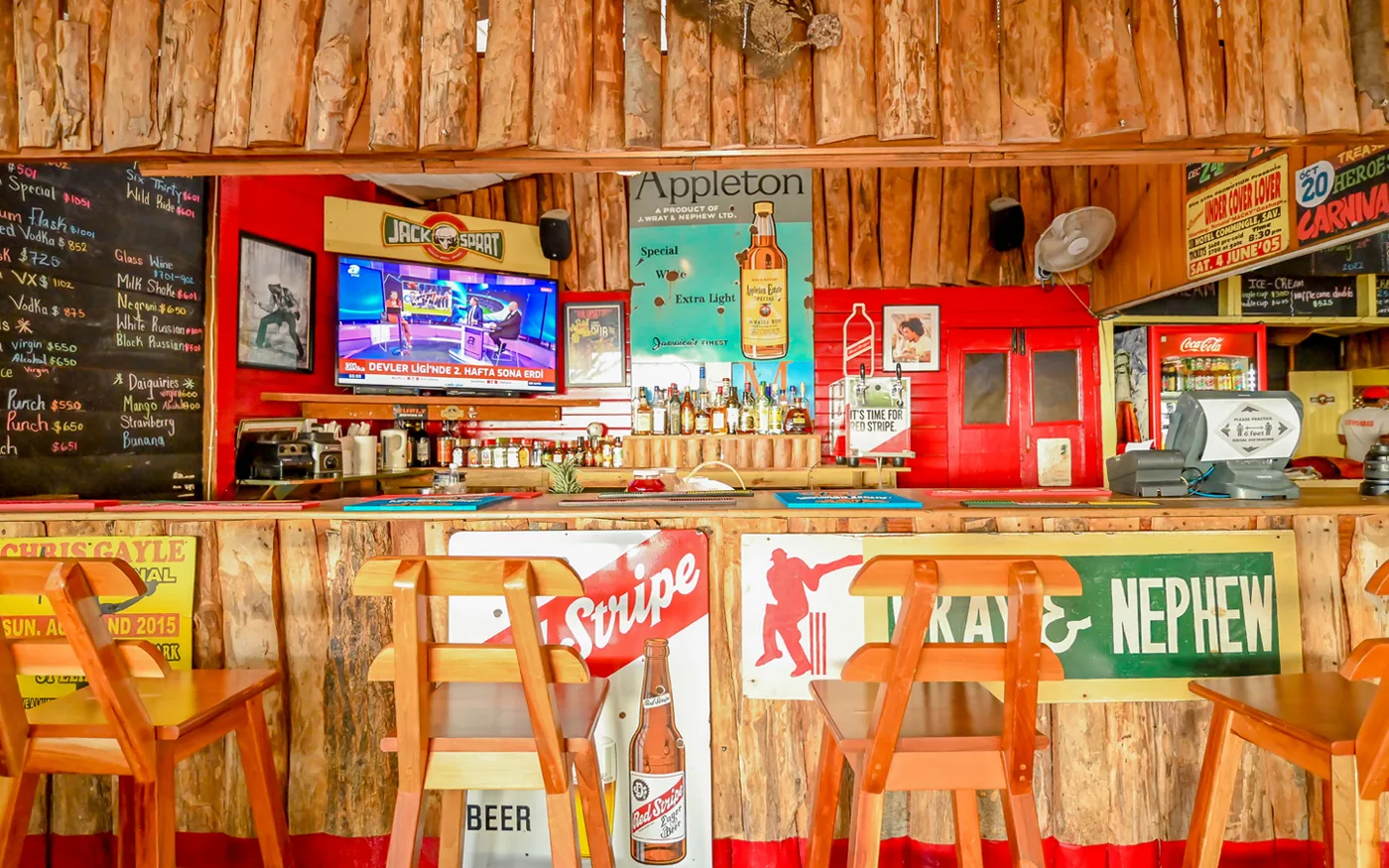 Jack Sprat bar in Treasure Beach